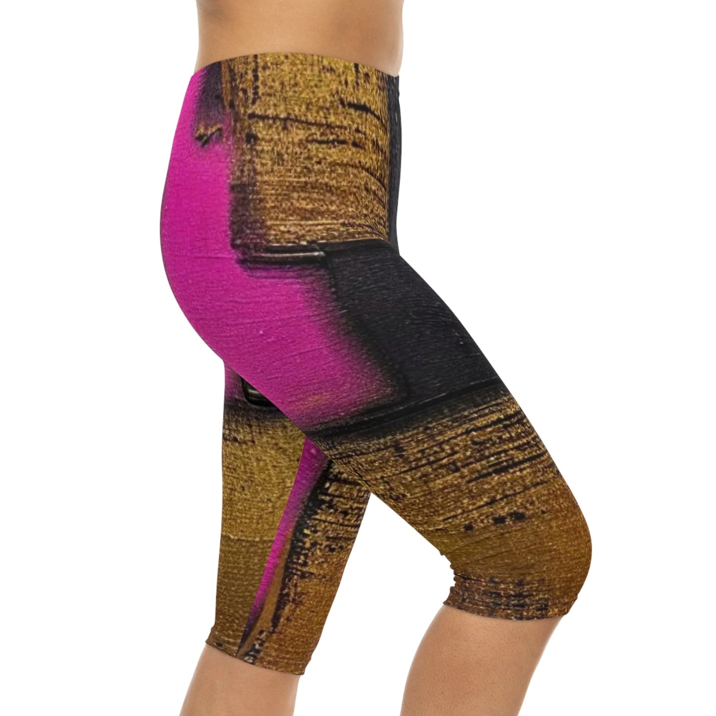 "Queennoble Women'S Capri Leggings - Stylish Golden Black Pink Design for the Fashion-Forward"