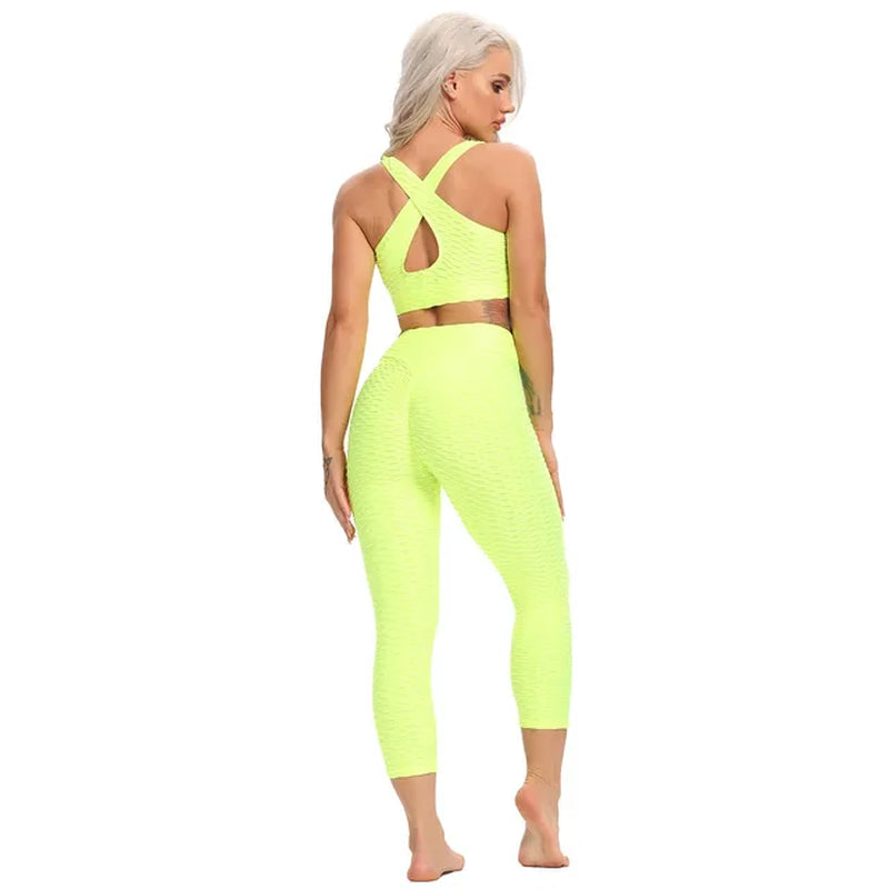 "Ultimate Yoga Powerhouse: Stylish Yoga Set - Sculpting Gym Top, Comfy High Waist Capri Leggings, Supportive Sports Bra - Perfect 2-Piece Athletic Wear Set"