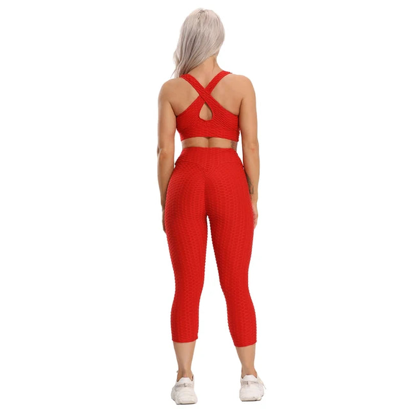 "Ultimate Yoga Powerhouse: Stylish Yoga Set - Sculpting Gym Top, Comfy High Waist Capri Leggings, Supportive Sports Bra - Perfect 2-Piece Athletic Wear Set"