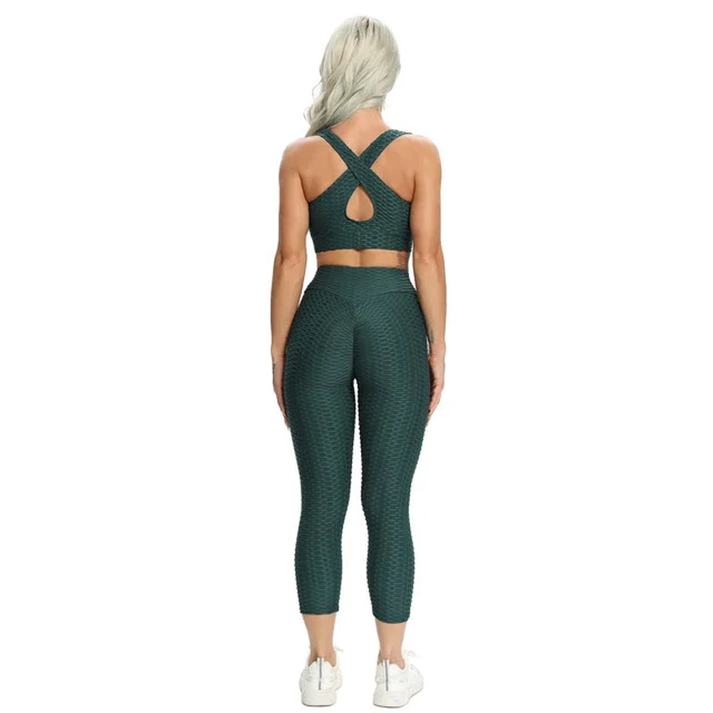 "Ultimate Yoga Powerhouse: Stylish Yoga Set - Sculpting Gym Top, Comfy High Waist Capri Leggings, Supportive Sports Bra - Perfect 2-Piece Athletic Wear Set"